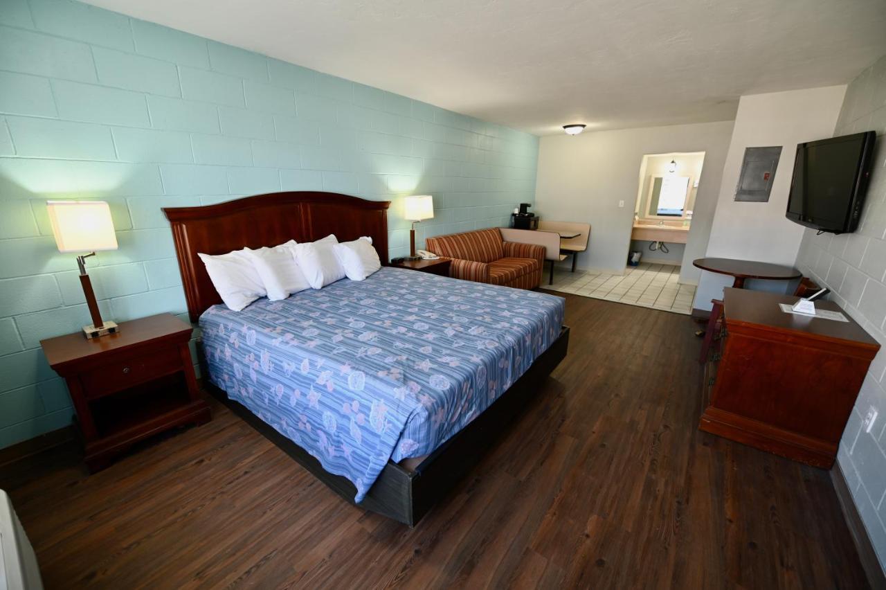 Buccaneer Inn St. George Island Buitenkant foto