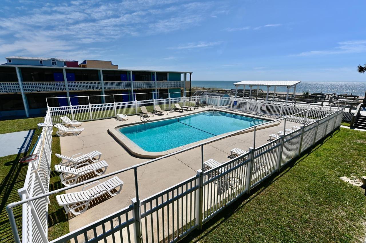 Buccaneer Inn St. George Island Buitenkant foto